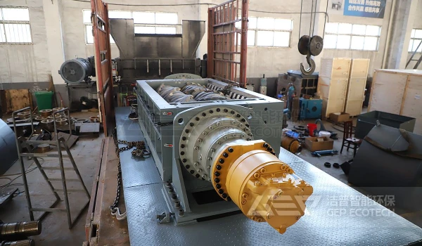 城市垃圾撕碎机