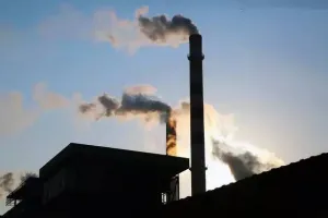 焚烧发电势在必行 破解“垃圾围城”之困