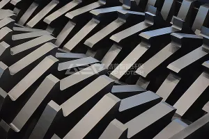 如何选择双轴撕碎机刀片的材质呢？
