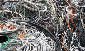 废旧电缆破碎处置