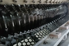 废旧碳纤维管粉碎后的用途及常用设备