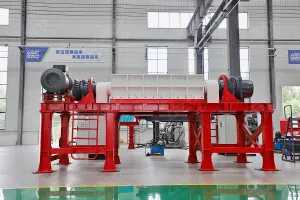 洁普双轴撕碎机的使用保养需要注意什么