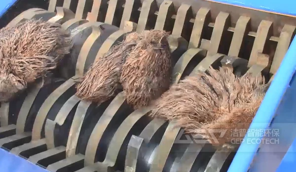 棕榈果串撕碎机：解决棕榈果处理难题的关键设备
