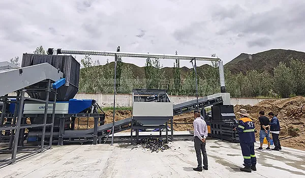 西藏拉萨市大件垃圾设备安装现场