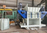 四轴撕碎机处置汽车内饰做SRF燃料