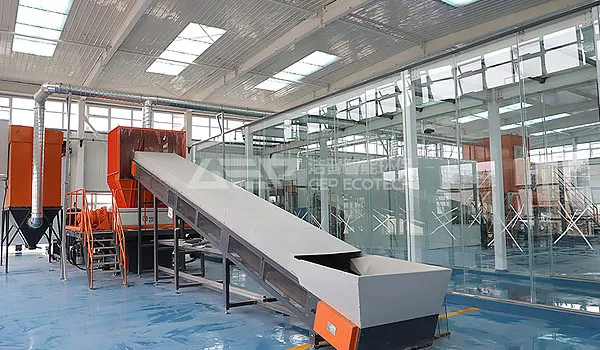 工业生产中产生的废旧油布用什么破碎机?