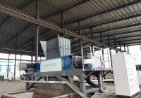 废弃菌棒变“钱”！粉碎设备助力生物饲料加工，养殖成本直降