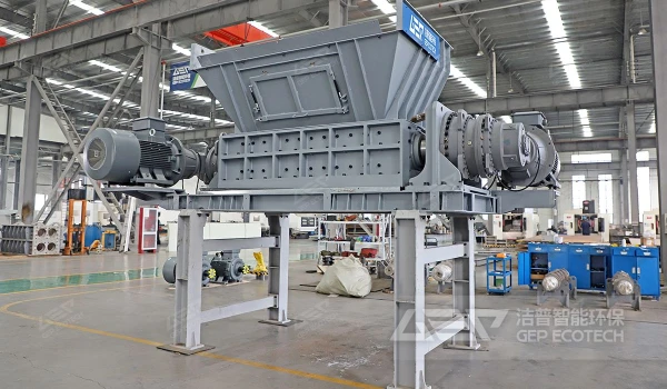 废旧光伏板回收利用技术及工艺流程