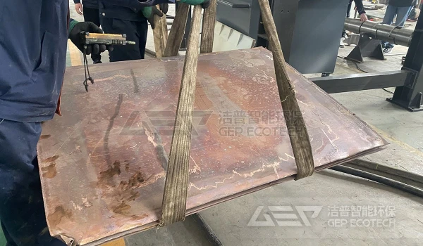 可以切割10毫米厚铜板的双转子撕碎机