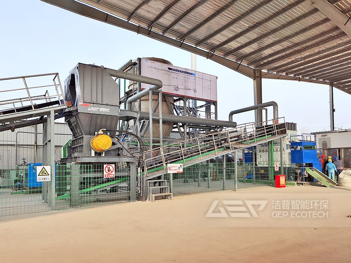 玻璃钢破碎现场