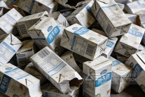 洁普撕碎机：赋能奶盒碳普惠，让低值固废再生创值