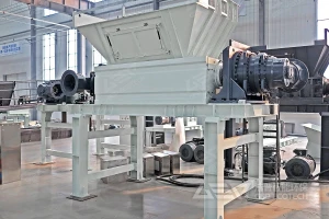 加油站有害垃圾的破碎预处理