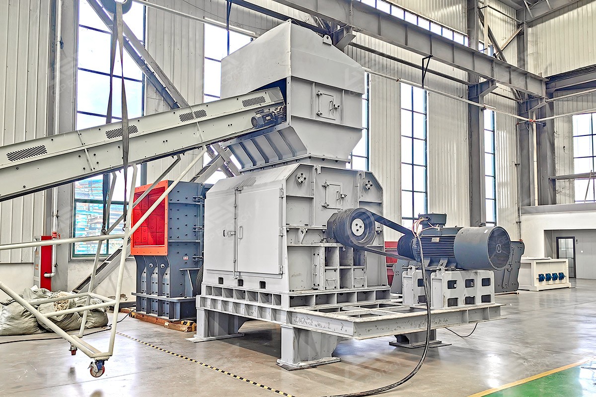 生物质环锤式粉碎机