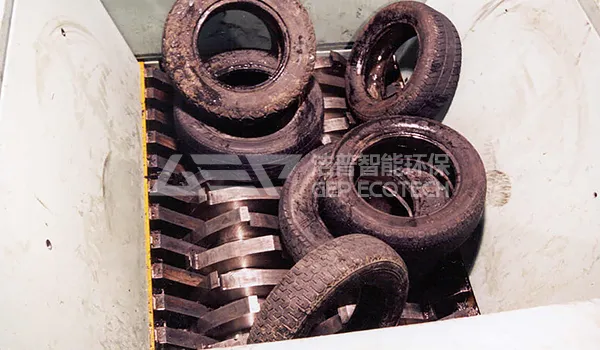 废旧轮胎撕碎机多少钱一台,轮胎磨粉有那些用途?
