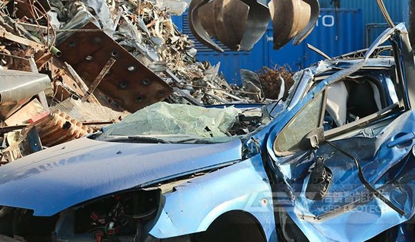 大型铁皮双轴撕碎机多少钱？