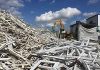 PVC门窗破碎用什么撕碎机？