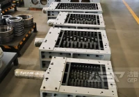 PET塑料瓶用双轴撕碎机能破碎到什么粒度？（附视频）