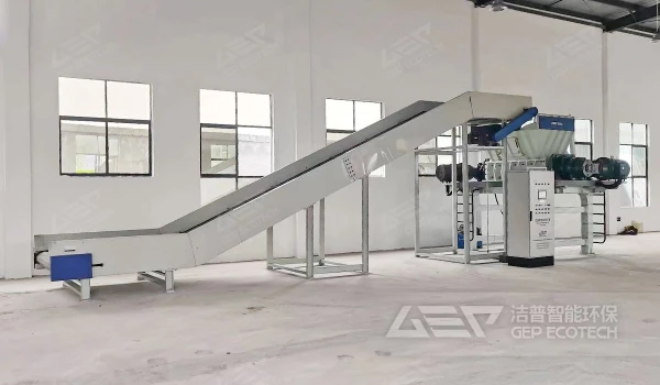 带双轴破碎机的电池破碎系统：可行性回收解决方案