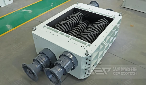 GF四轴撕碎机为企业带来长效收益