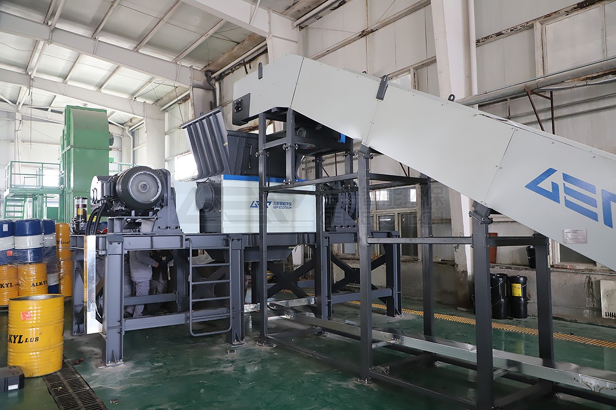 废金属桶撕碎设备