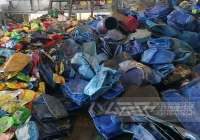 废旧吨桶/大蓝桶/塑料桶撕碎机_塑料破碎工艺流程